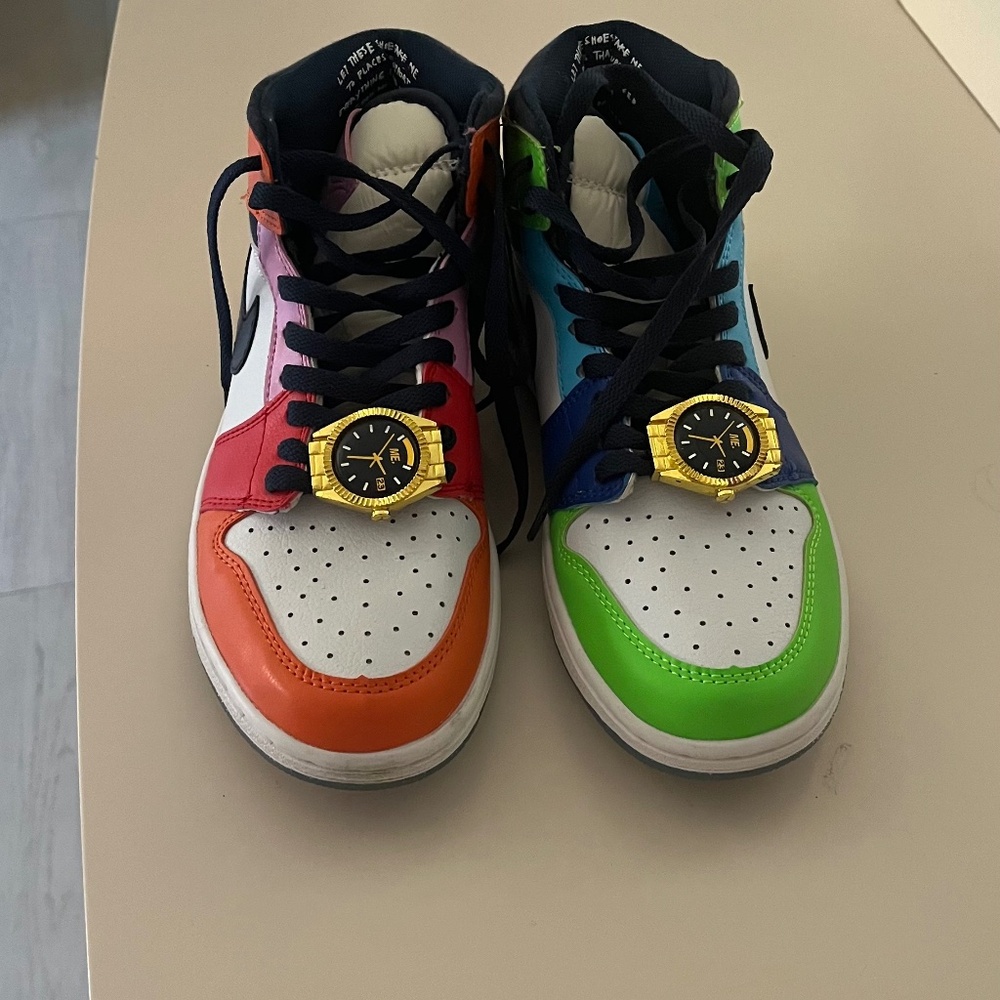 US W 8.5 Jordan 1 Mid SE Fearless Melody Ehsani (Women’s) Nike